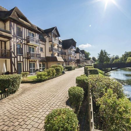 Karma Manoir Des Deux Amants Aparthotel Connelles Eksteriør bilde