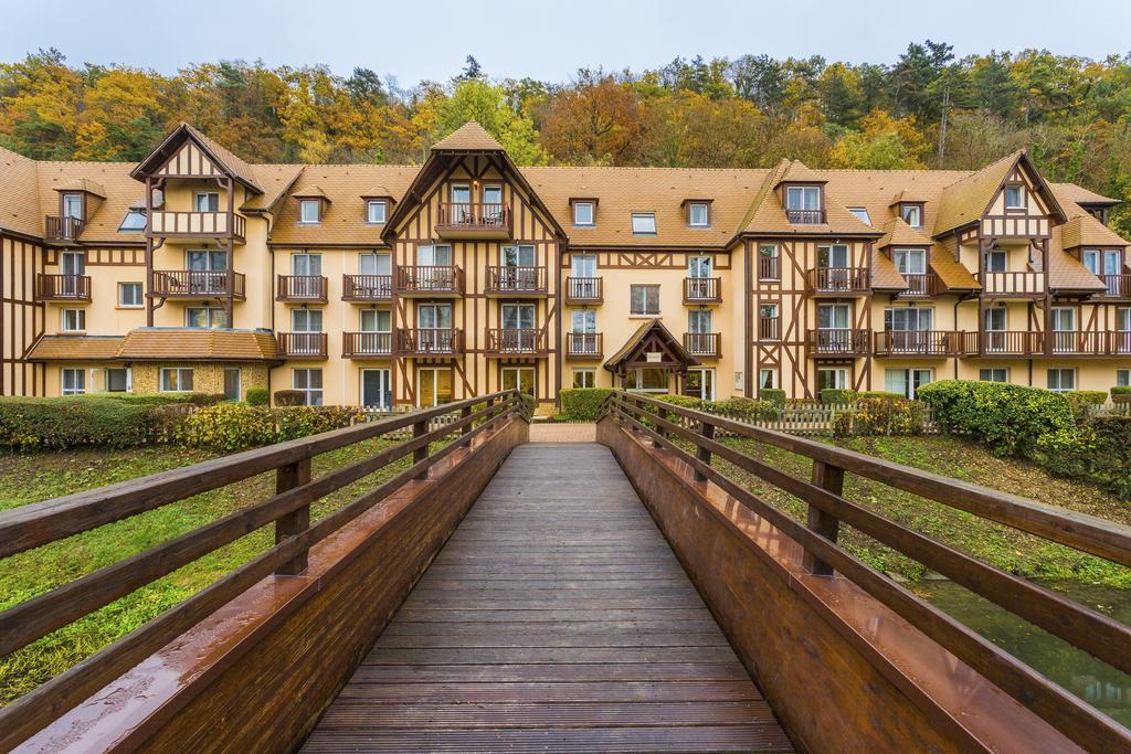 Karma Manoir Des Deux Amants Aparthotel Connelles Eksteriør bilde